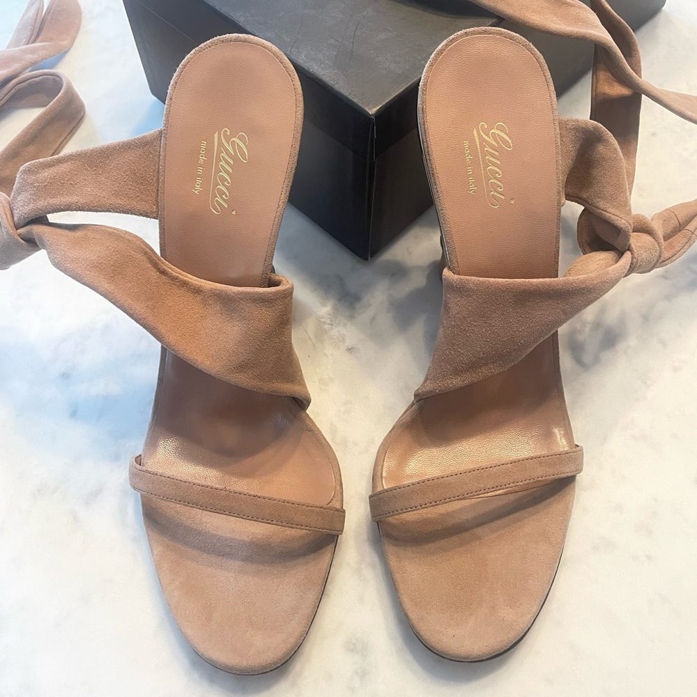 GUCCI Bamboo Accent Suede Sandals - Picture 3 of 15